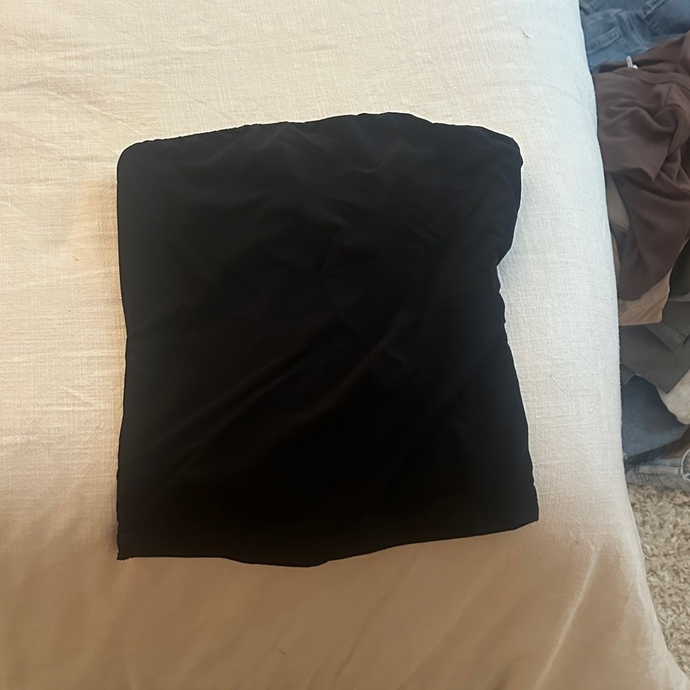 Black Strapless Top
